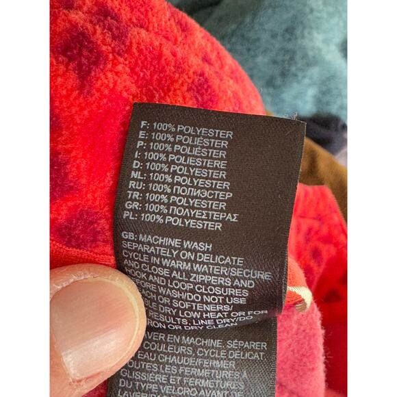 THE NORTH FACE WOMENS FLEECE, Size Small, Super Soft!! Coral/Red color. 1/4 zip - Picture 6 of 9